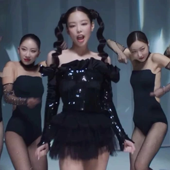 Корейската певица Kpop, Черни върхове с блестящи пайети, Женски тоалети, секси блуза с открити рамене, костюм за изяви Y2K, дрехи за концерти, Сценична облекло