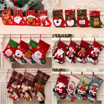Пълен набор от коледните декор, чорапи на Дядо Коледа, коледни украси, подаръчни торбички, празнични украси за празниците